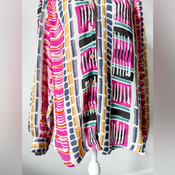 Vintage Patterned Button Up - Picture 4 of 6